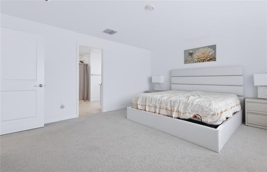 Furnished interior view inside a new home in , Wimauma (Image 32).