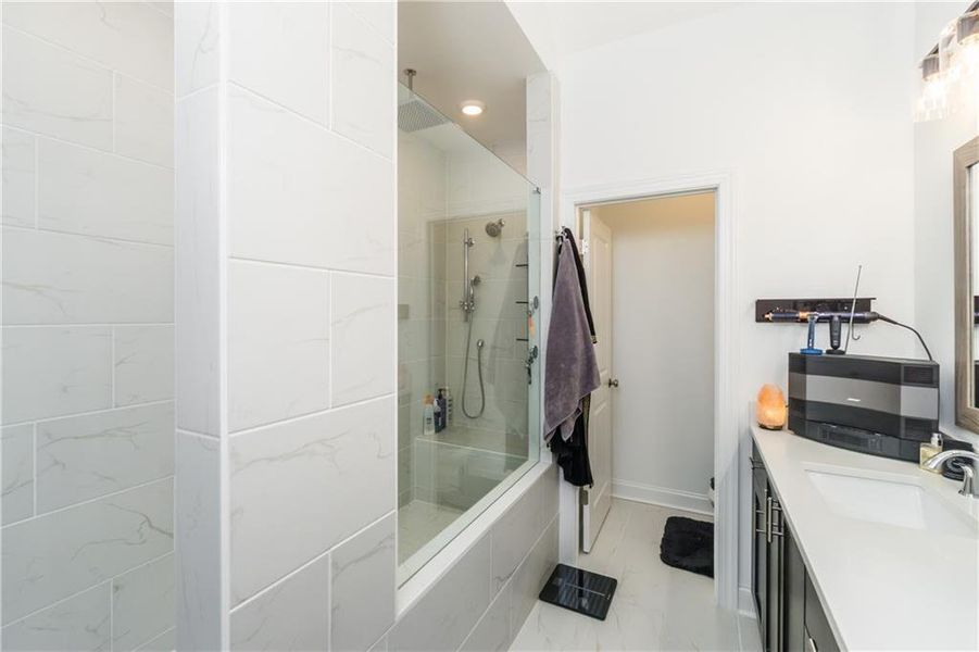 Furnished interior view inside a new home in Evanshire Single Family, Duluth (Image 17).