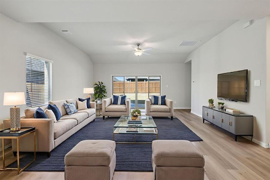 Furnished interior view inside a new home in Southridge - Signature Series, McKinney (Image 12). Furnished interior view inside a new home in Southridge - Signature Series, McKinney (Image 12).