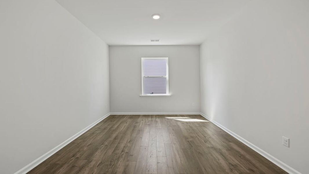 Spacious, unfurnished interior of a new home in Woodhaven, Spartanburg (Image 15).