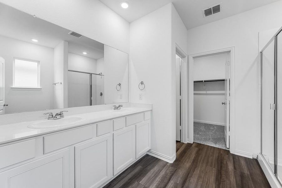 2143 Tule Way ~ Ready Now!