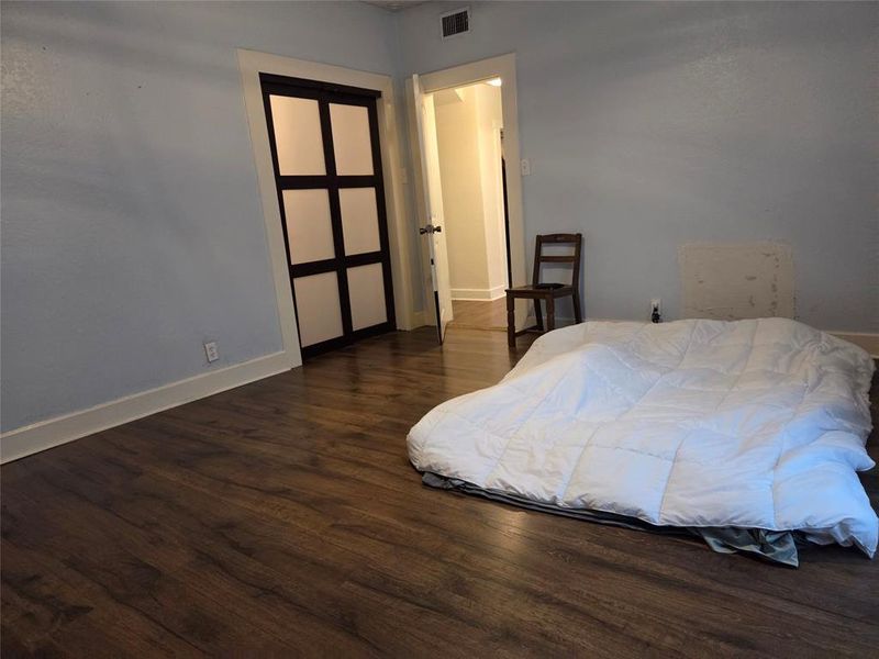 Image 23 of a home in . Image 23 of a home in .