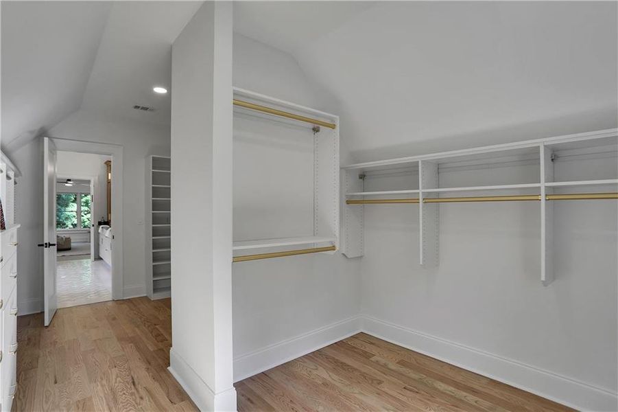 Image 39 of a home in .