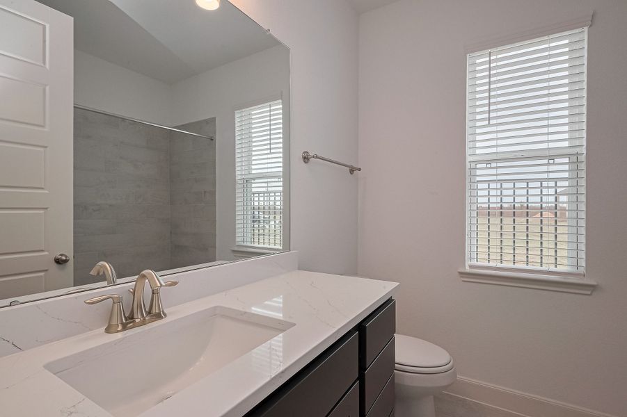 Representative furnished interior of a home built from the Floor Plan 2620 by Colina Homes in Woodland Lakes, Huffman (Image 17). Representative furnished interior of a home built from the Floor Plan 2620 by Colina Homes in Woodland Lakes, Huffman (Image 17).