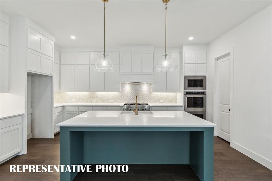 You'll find a dream kitchen waiting for you in our fantastic Prescott III plan!  REPRESENTATIVE PHOTO