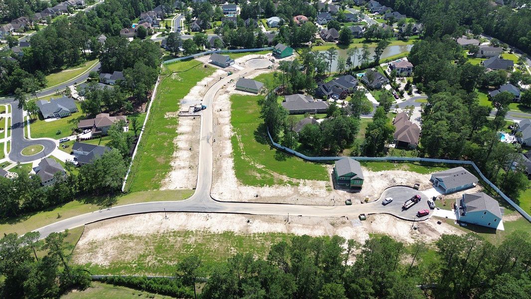 Image 19 of a home in Heron Pointe.