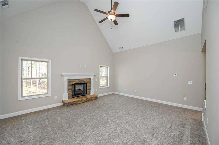 Spacious, unfurnished interior of a new home in , Douglasville (Image 13).