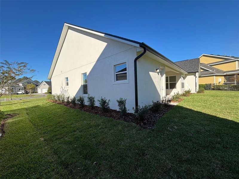 Exterior details and patio area of a home in , Brooksville (Image 3).