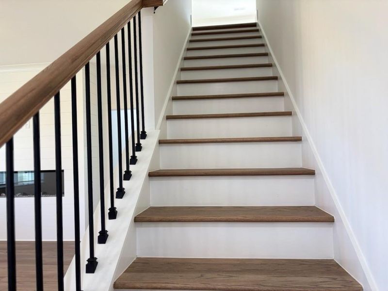 Spacious, unfurnished interior of a new home in Magnolia Ridge, Monroe (Image 20).