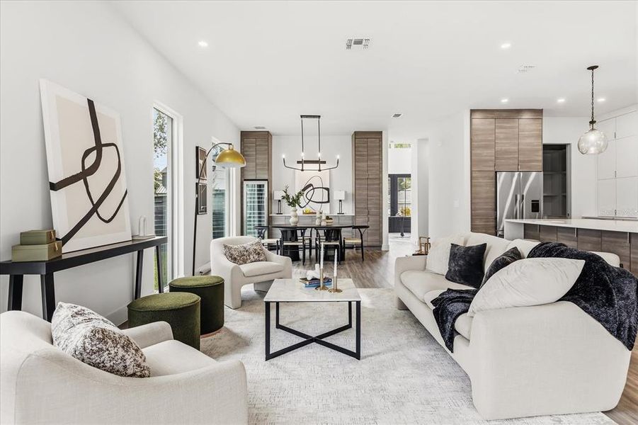 Furnished interior view inside a new home in , Orlando (Image 11).