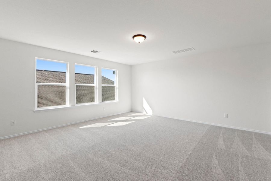 Spacious, unfurnished interior of a new home in Salerno - Classic Collection, Round Rock (Image 31). Spacious, unfurnished interior of a new home in Salerno - Classic Collection, Round Rock (Image 31).