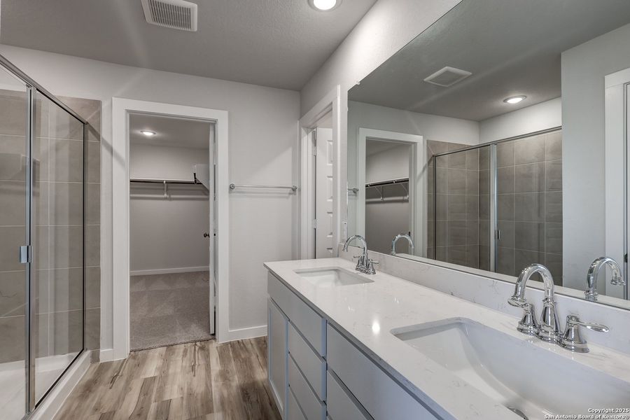 Furnished interior view inside a new home in Hiddenbrooke, Seguin (Image 20). Furnished interior view inside a new home in Hiddenbrooke, Seguin (Image 20).