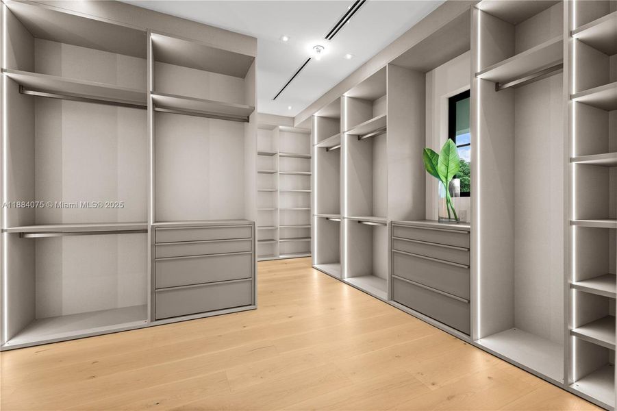 Spacious, unfurnished interior of a new home in , Miami (Image 22).