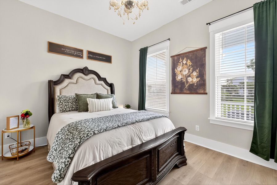 Furnished interior view inside a new home in , Ravenel (Image 7).