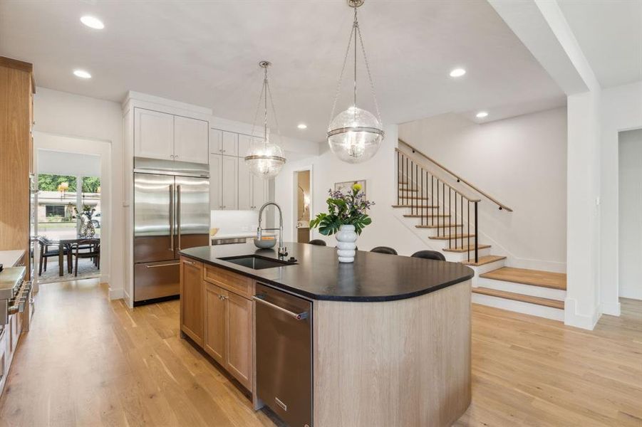 Furnished interior view inside a new home in , Dallas (Image 25). Furnished interior view inside a new home in , Dallas (Image 25).