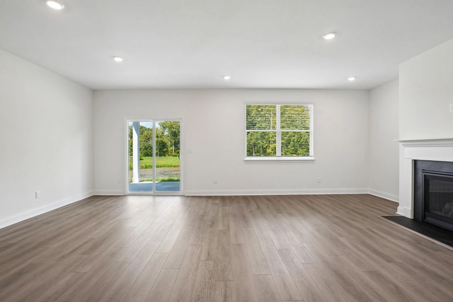Living Room & Dining Area