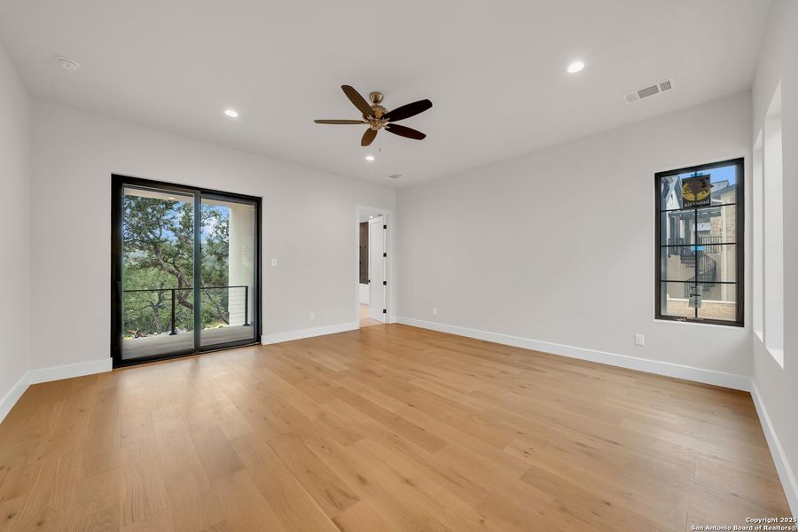 Spacious, unfurnished interior of a new home in , San Antonio (Image 22). Spacious, unfurnished interior of a new home in , San Antonio (Image 22).