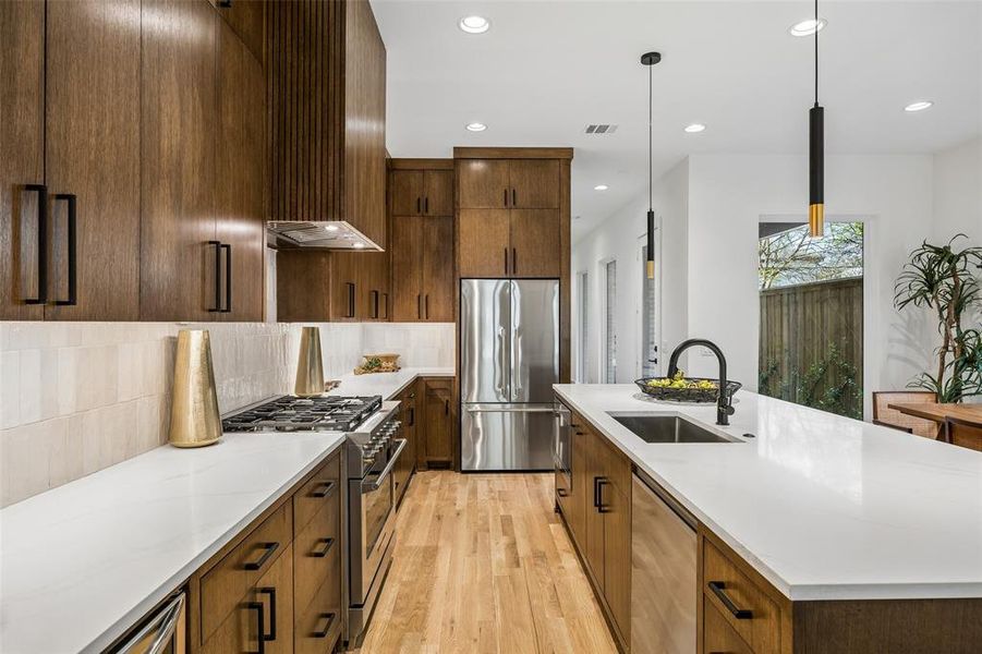 Furnished interior view inside a new home in , Dallas (Image 13).