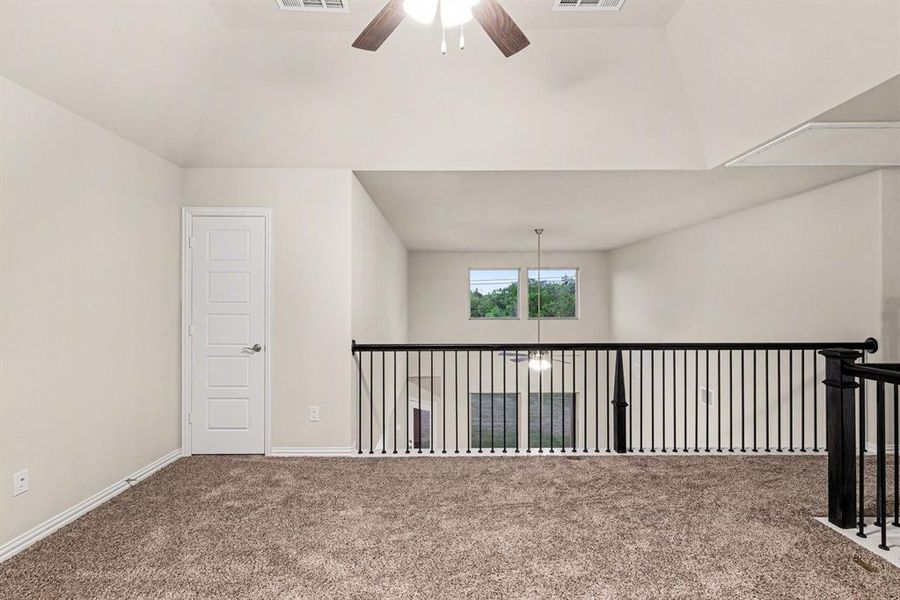 Spacious, unfurnished interior of a new home in Courts Of Bonnie Brae, Denton (Image 15).