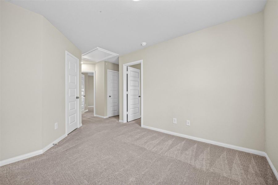 Spacious, unfurnished interior of a new home in River's Edge, Conroe (Image 37). Spacious, unfurnished interior of a new home in River's Edge, Conroe (Image 37).