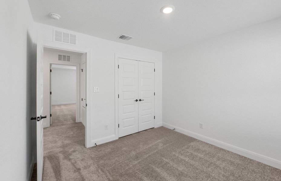 Spacious, unfurnished interior of a new home in Lagos, Manor (Image 13).