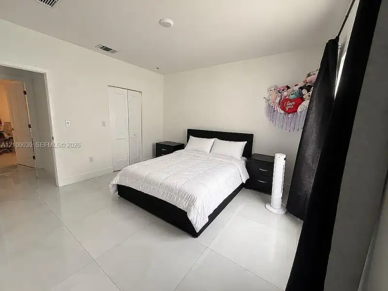 Furnished interior view inside a new home in , Goulds (Image 7).