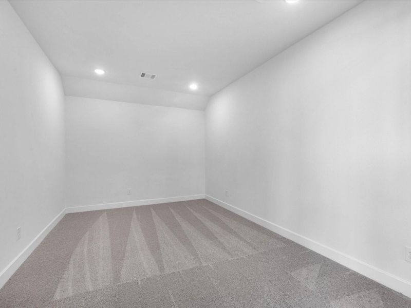 Spacious, unfurnished interior of a new home in The Grand Prairie - 60', Hockley (Image 17). Spacious, unfurnished interior of a new home in The Grand Prairie - 60', Hockley (Image 17).