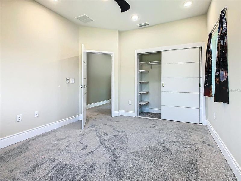 Spacious, unfurnished interior of a new home in , Davenport (Image 22).