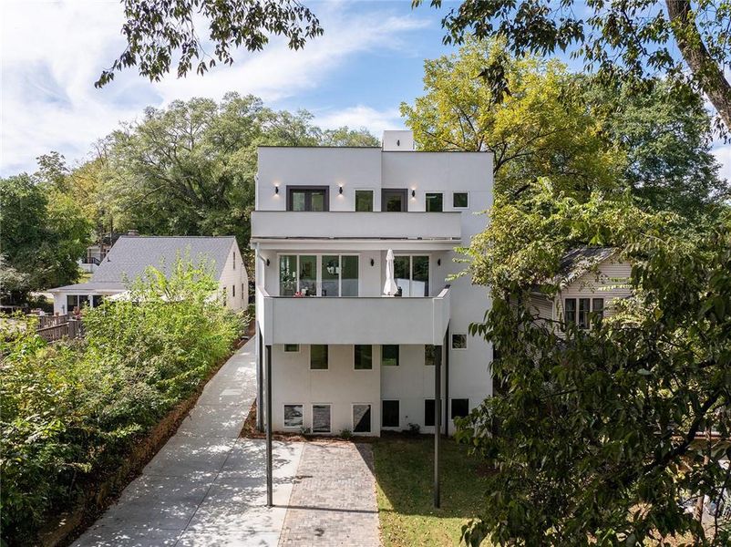 Image 46 of a home in .