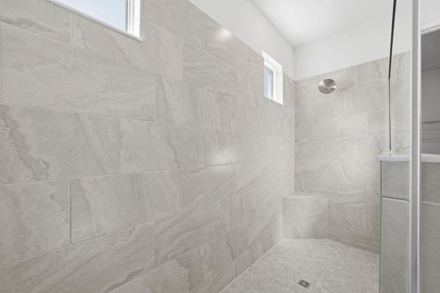 532 SE Ranch Oak Circle ~ Ready Now