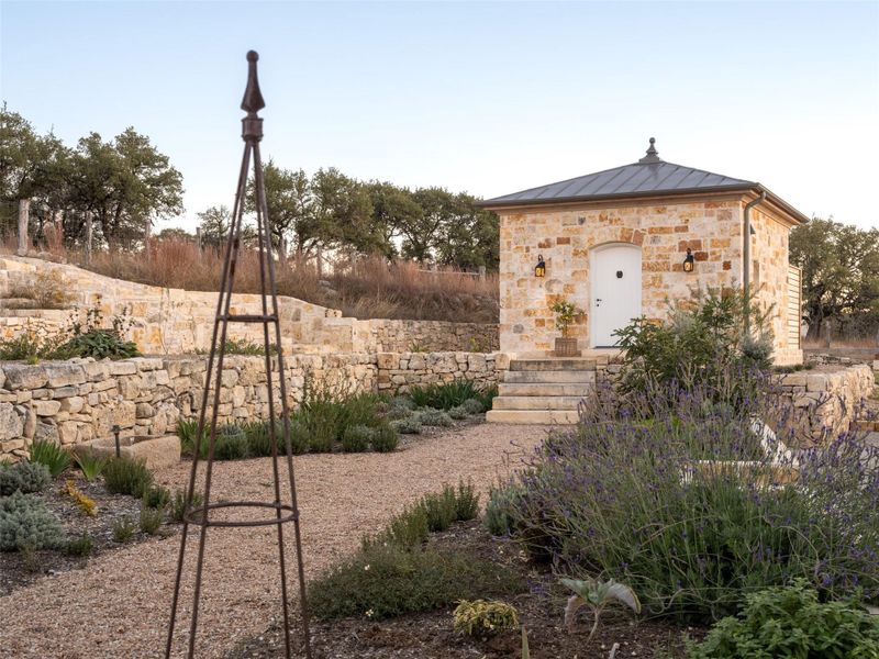 Image 26 of a home in .