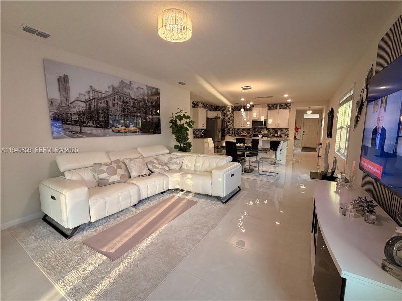 Furnished interior view inside a new home in , Port St. Lucie (Image 10).