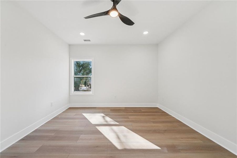 Spacious, unfurnished interior of a new home in , Atlanta (Image 21). Spacious, unfurnished interior of a new home in , Atlanta (Image 21).