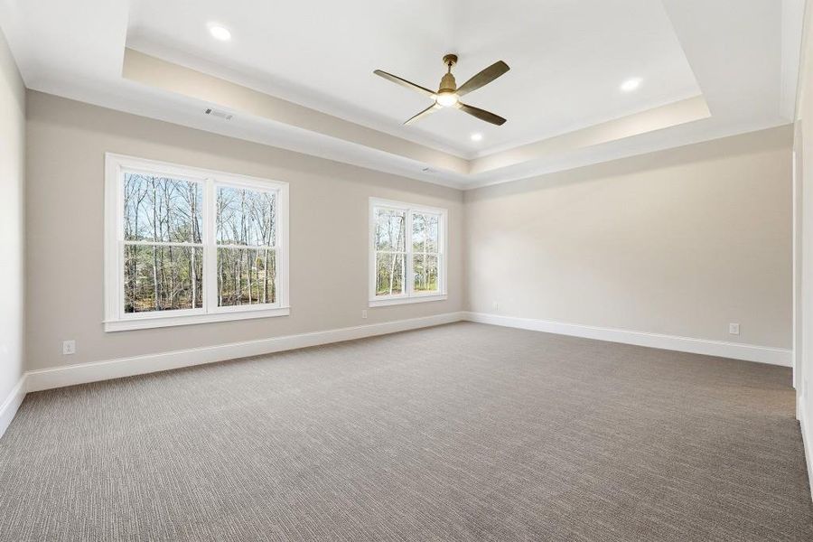 Spacious, unfurnished interior of a new home in , Marietta (Image 38).