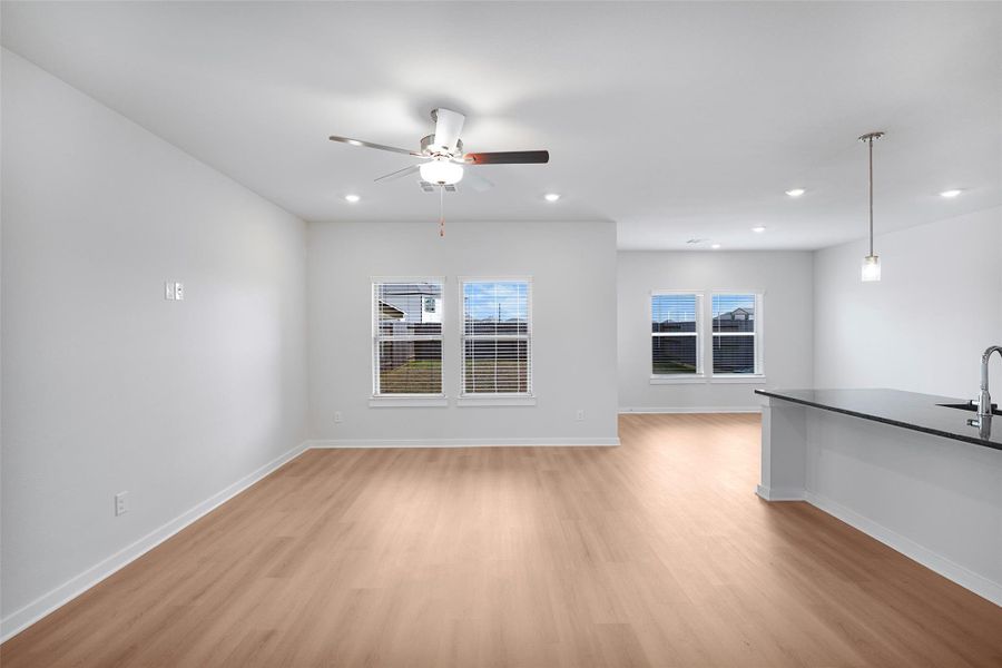 Spacious, unfurnished interior of a new home in Glendale Lakes, Arcola (Image 29).