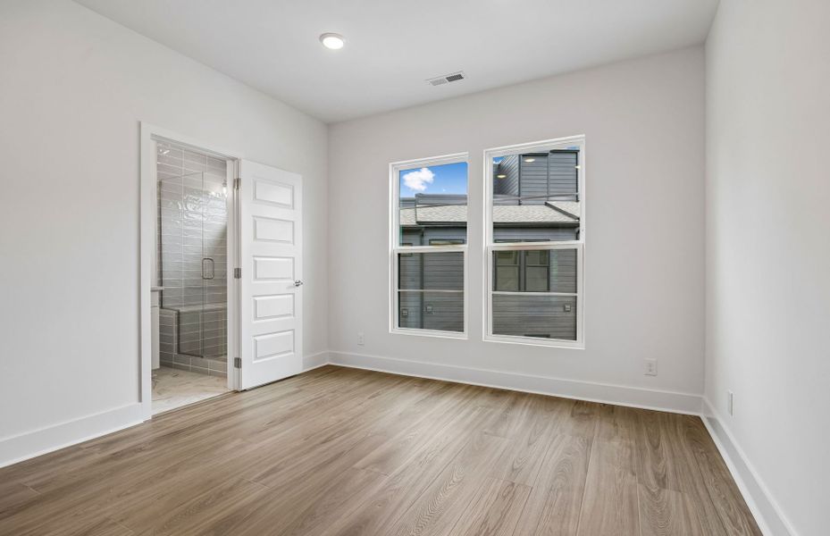 Spacious, unfurnished interior of a new home in Skyline, Nashville (Image 28). Spacious, unfurnished interior of a new home in Skyline, Nashville (Image 28).