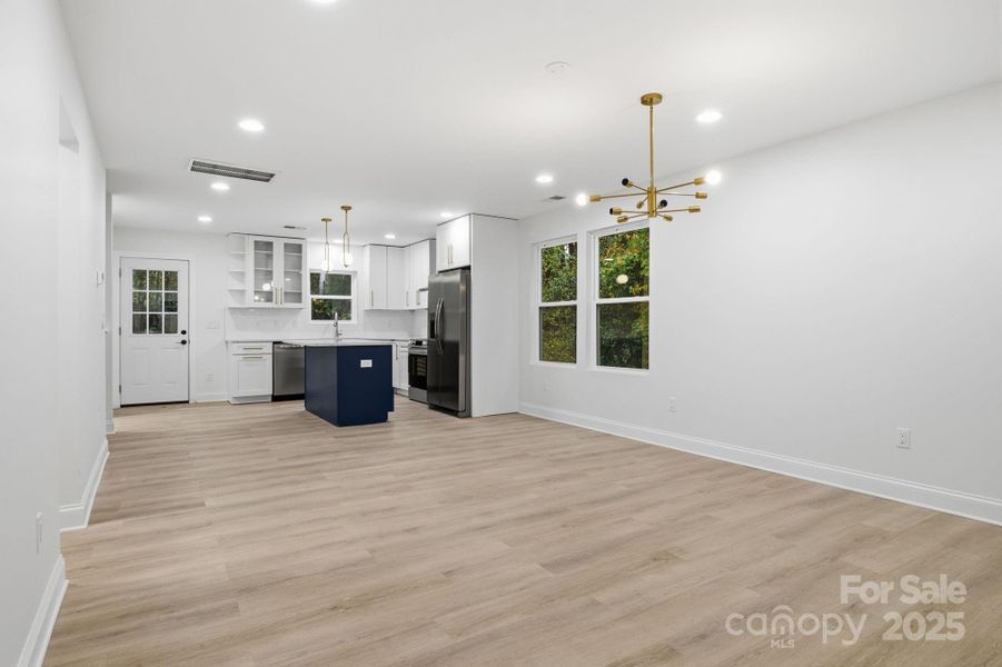 Spacious, unfurnished interior of a new home in , Charlotte (Image 11).