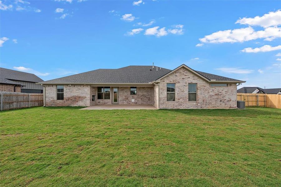 Exterior details and patio area of a home in , Robinson (Image 25).