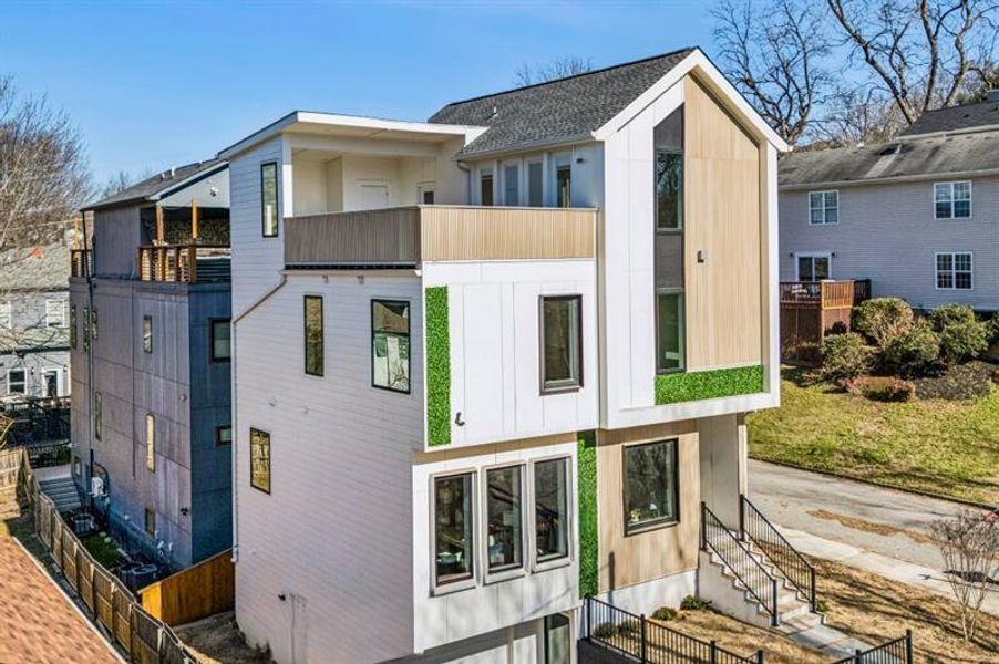 Exterior details and patio area of a home in , Atlanta (Image 36).