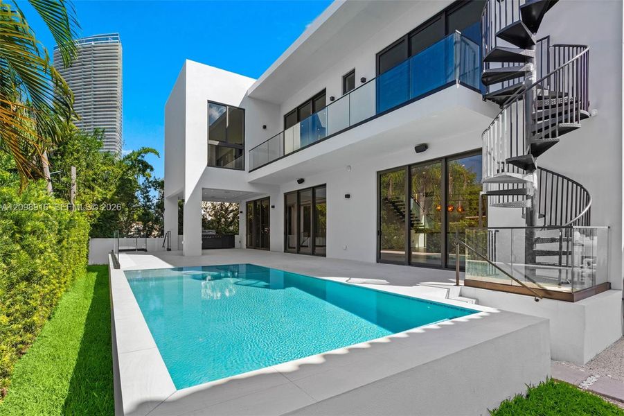Exterior details and patio area of a home in , Sunny Isles Beach (Image 2). Exterior details and patio area of a home in , Sunny Isles Beach (Image 2).