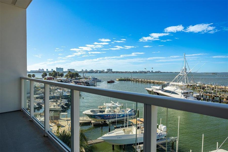 Condo located in Clearwater, FL showcasing its design and architecture (Image 48). Condo located in Clearwater, FL showcasing its design and architecture (Image 48).