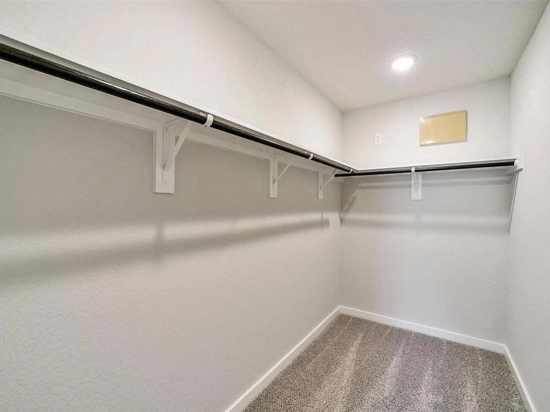 Spacious, unfurnished interior of a new home in Lakes at Black Oak, Magnolia (Image 29). Spacious, unfurnished interior of a new home in Lakes at Black Oak, Magnolia (Image 29).