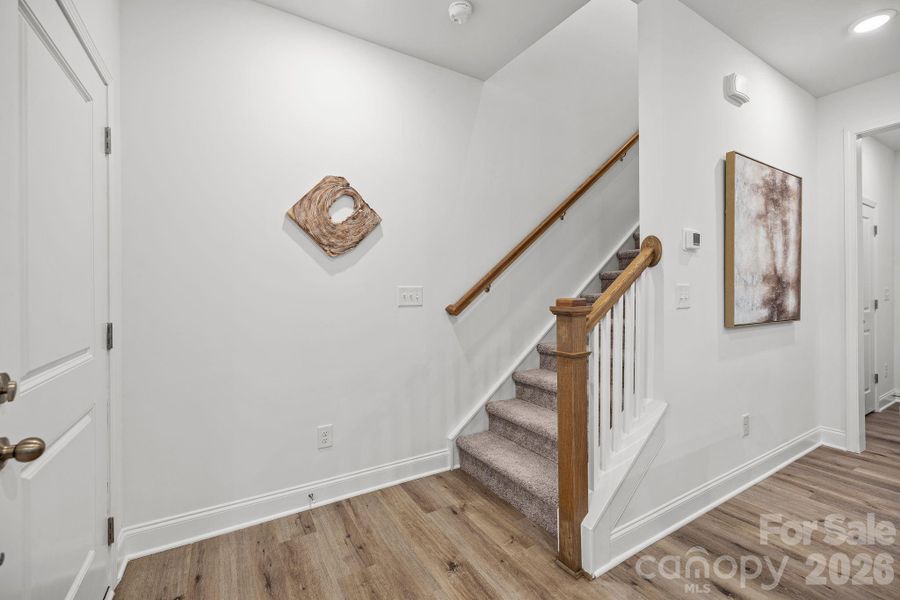 Spacious, unfurnished interior of a new home in Sycamore Trail, Matthews (Image 19).