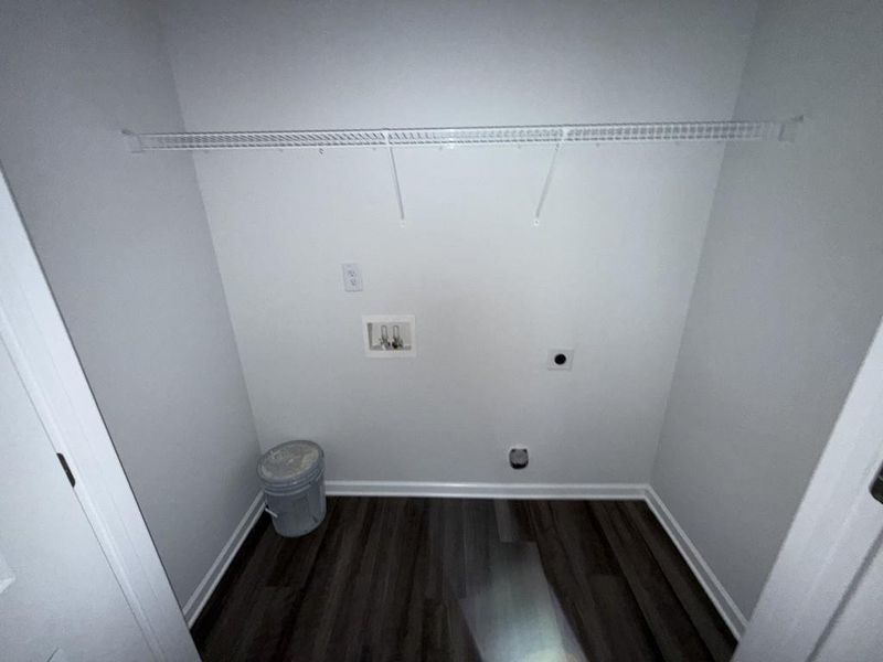 Spacious, unfurnished interior of a new home in , Calhoun (Image 10).