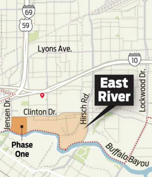 0.5 miles from East River! 0.5 miles from East River!