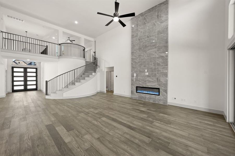 7047 Capanna- Living Room-2