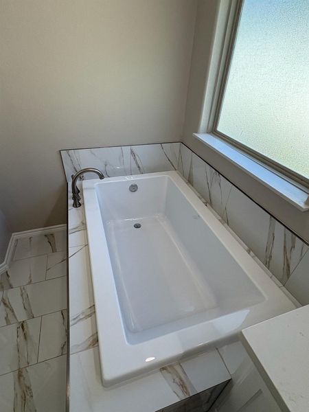 Close-up of interior finishes inside a home in , Navasota (Image 7).