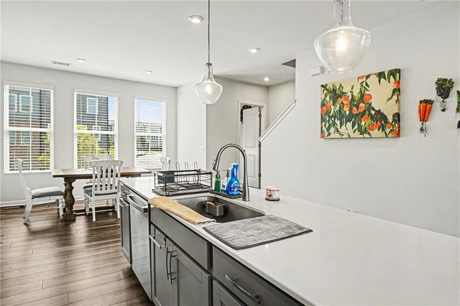 Furnished interior view inside a new home in , Acworth (Image 10).