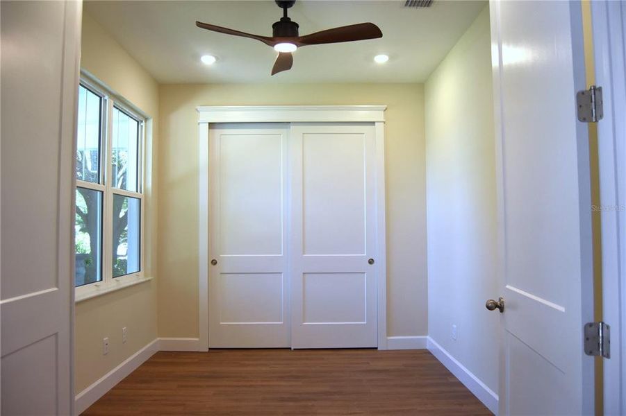 Spacious, unfurnished interior of a new home in , St. Petersburg (Image 17). Spacious, unfurnished interior of a new home in , St. Petersburg (Image 17).