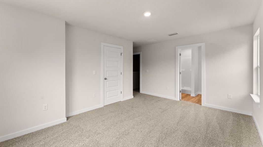 Spacious, unfurnished interior of a new home in Genoa Landing Townhomes, Freeport (Image 22).